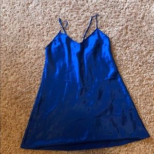 Shiny blue night dress